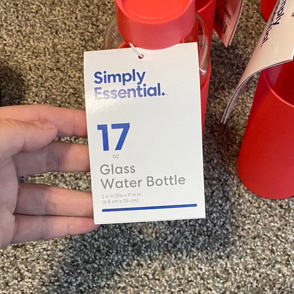 Red Glass Water Bottle Set - Picture 6 of 6